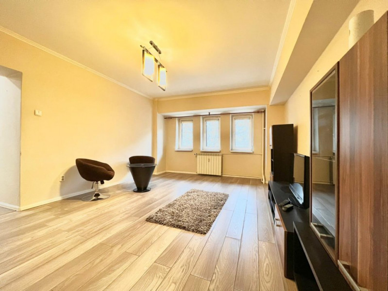 Apartament 3 camere  Decebal - Alba Iulia 