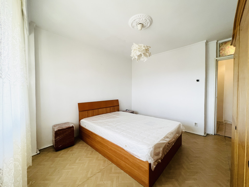 Apartament decomandat cu 2 camere Stirbei Voda - Eroilor - Cismigiu Comision 0%