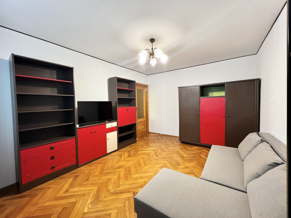 Apartament cu 5  camere in  Bulevardul Timisoara - Plaza Mall