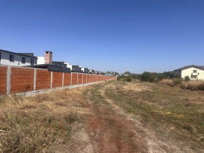 Teren langa Unitatea Militara cu acces din Fortului