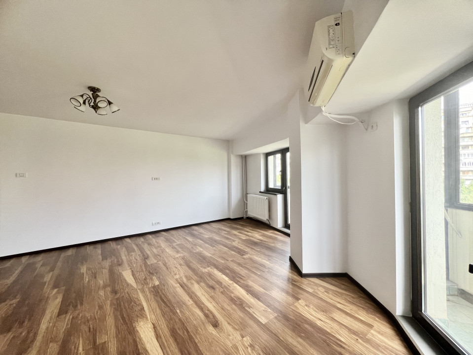 Apartament 3 camere Piața Alba Iulia pentru Birouri