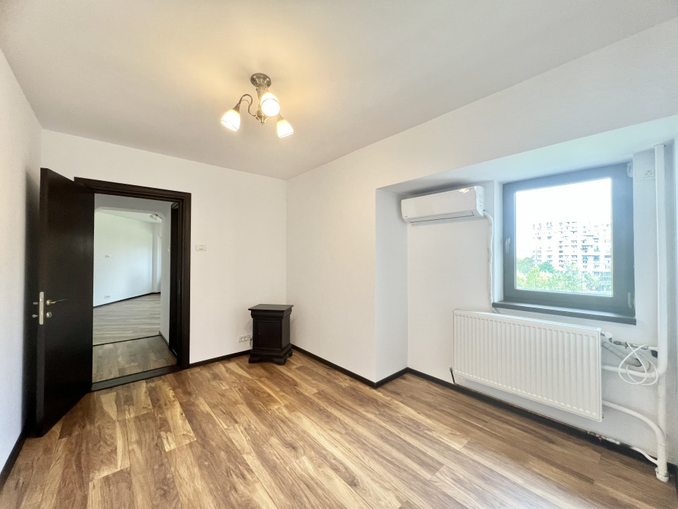 Apartament 3 camere Piața Alba Iulia pentru Birouri