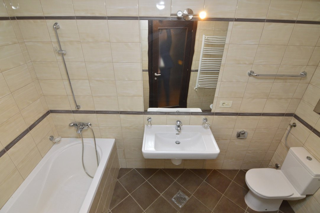 Apartament 3 camere de vanzare DACIA-Ultracentral- Str. Mihai Eminescu