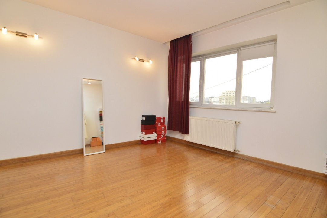 Apartament 3 camere de vanzare DACIA-Ultracentral- Str. Mihai Eminescu