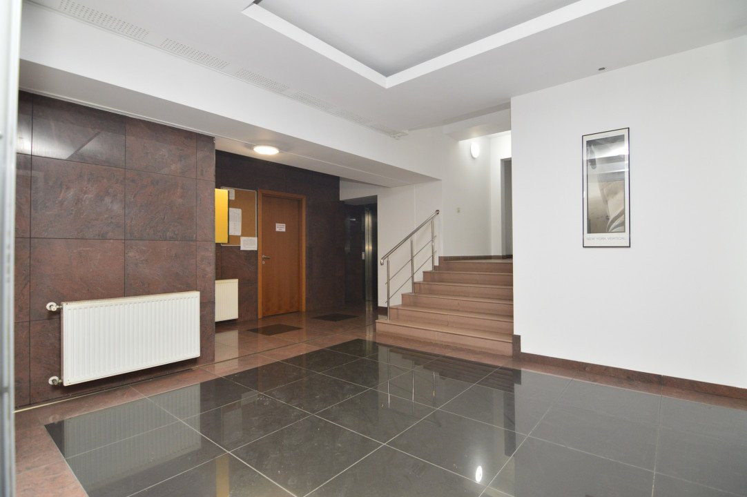 Apartament 3 camere de vanzare DACIA-Ultracentral- Str. Mihai Eminescu