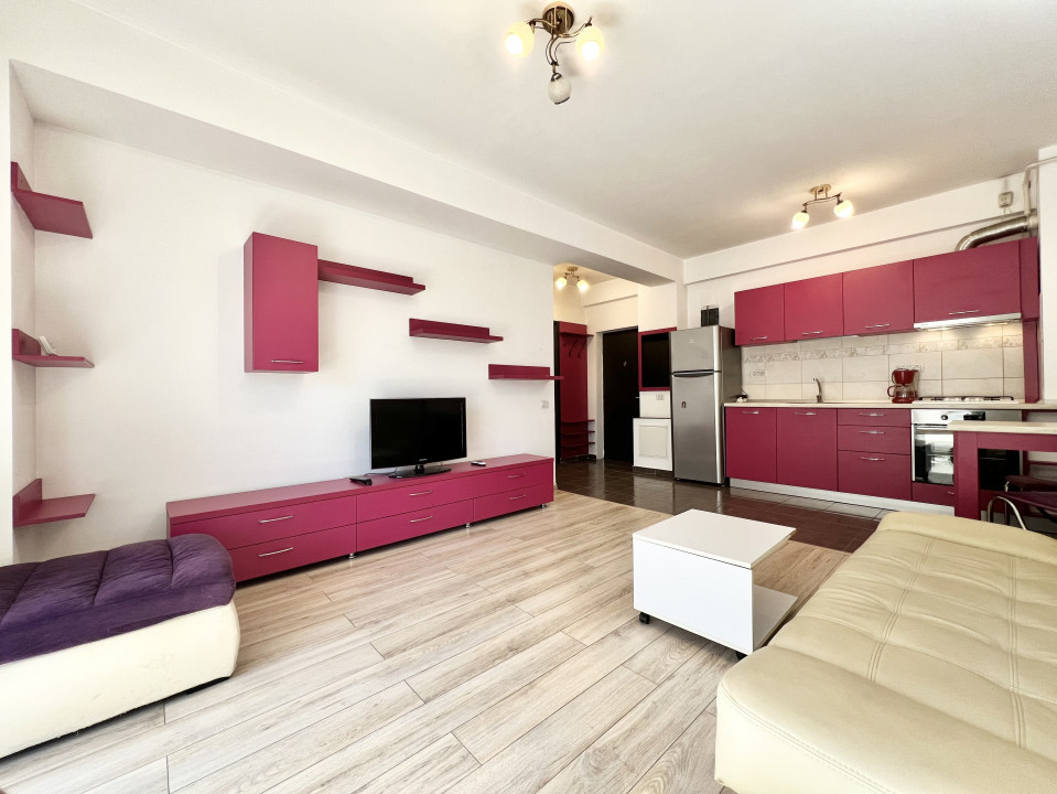 Apartament 2 camere in Carol Park - Centrala Proprie