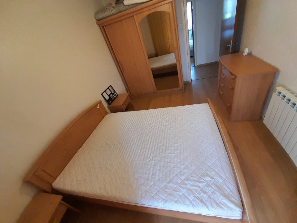 Apartament 3 camere centrala proprie metrou Gorjului