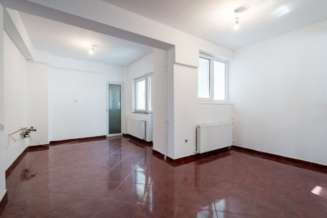 Apartament mare si luminos