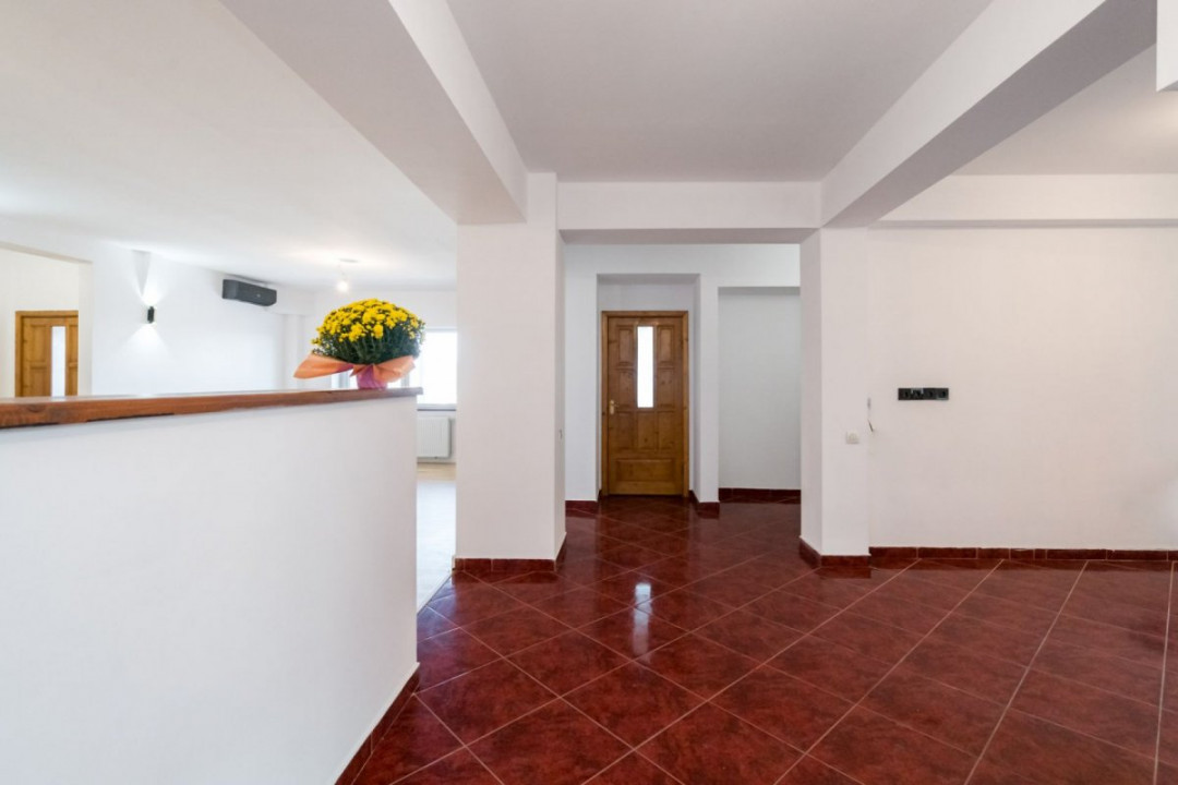 Apartament mare si luminos