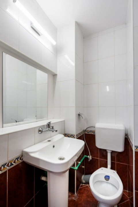 Apartament mare si luminos