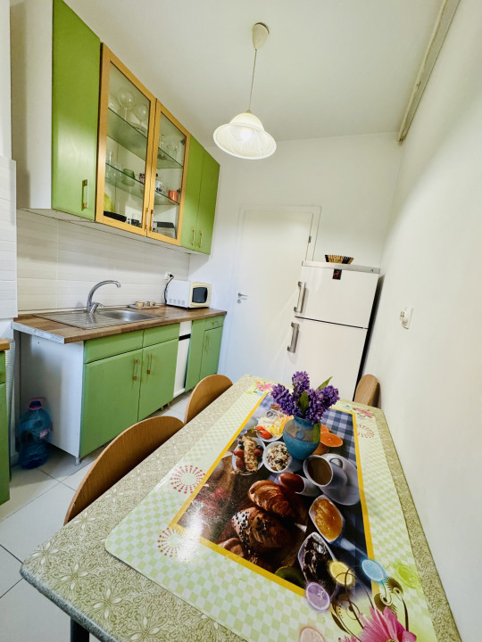Apartament cu 2 camere, centrala proprie și parcare in Rahova- Str Vicina
