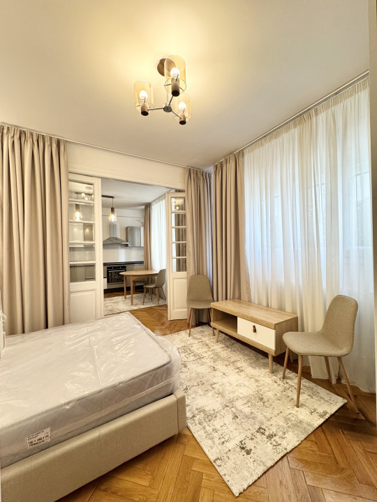 Apartament cu terasa si parcare in Kisseleff-Victoriei 