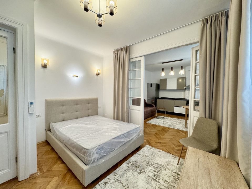 Apartament cu terasa si parcare in Kisseleff-Victoriei 