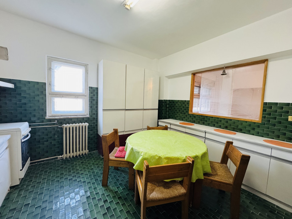 Apartament  4 camere Calea Victoriei, Grădina  Cișmigiu, Ultracentral