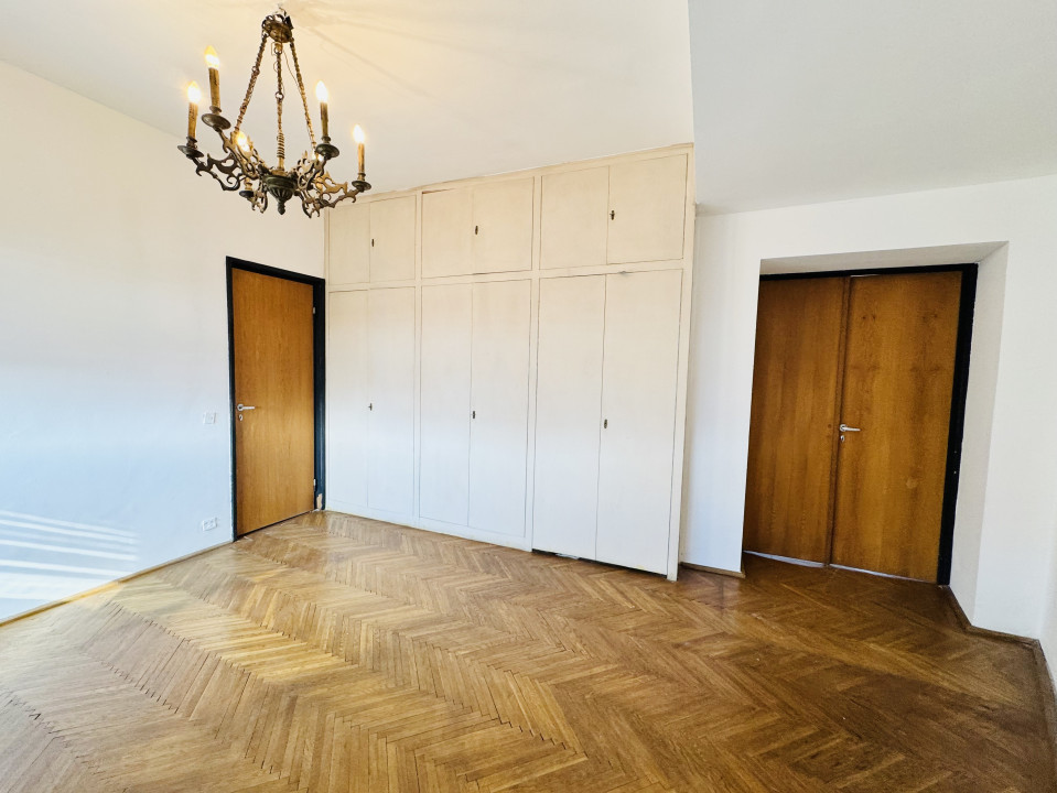 Apartament  4 camere Calea Victoriei, Grădina  Cișmigiu, Ultracentral