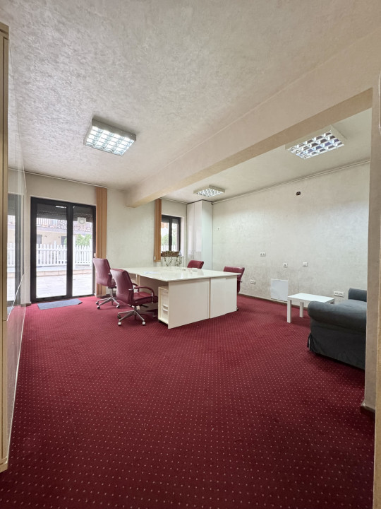 Apartament - Birou in zona Bdul Libertatii, cu Centrala Terasa si Parcare