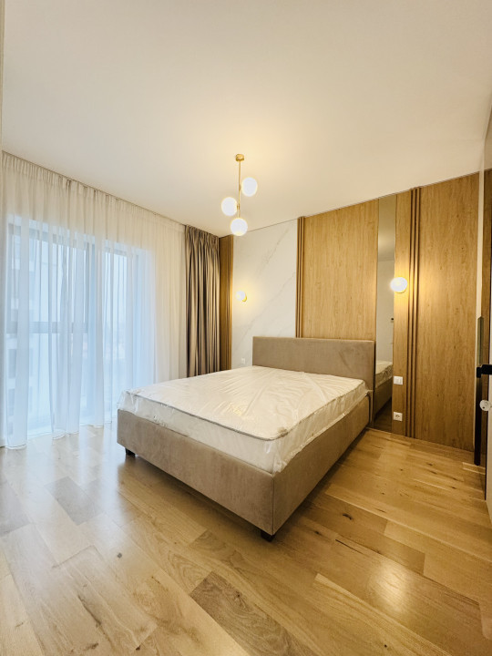 Apartament amenajat cu Designer in One Cotroceni Park + Parcare 