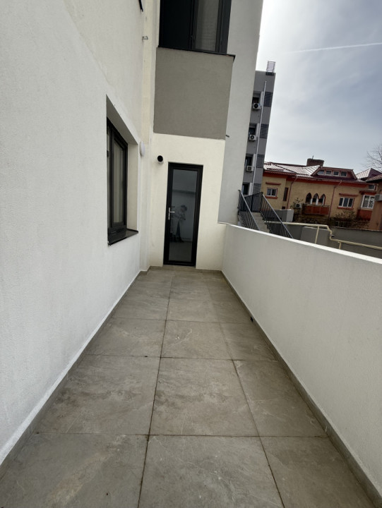 Apartament bloc nou, centrală, balcon, terasa