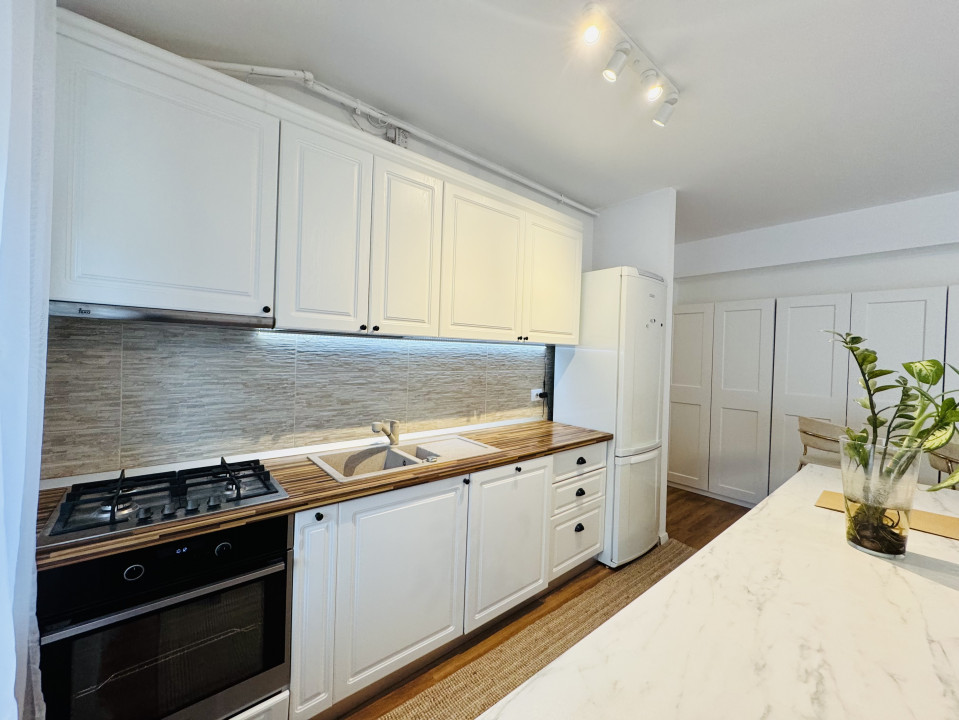 Apartament cu 3 camere zona Nicolae Grigorescu, str Marului