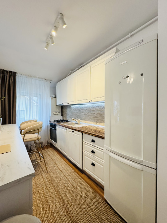 Apartament cu 3 camere zona Nicolae Grigorescu, str Marului