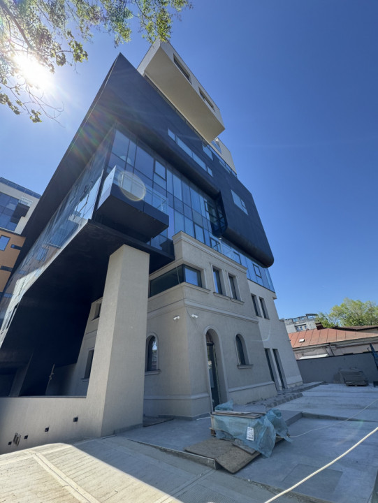 SPATIU COMERCIAL PREMIUM in EMINESCU - DACIA CUSTOM MADE*