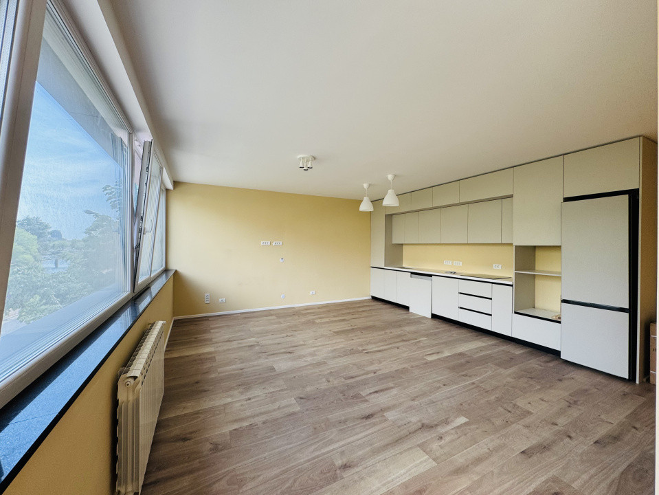 Apartament nou amenajat, situat la Bulevard, ideal Birou, Cabinet