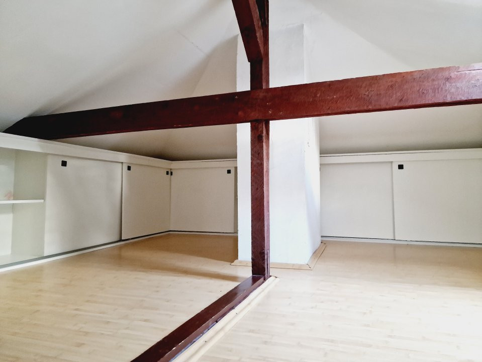 Central, elegant, versatil - Vila ideala pentru orice plan