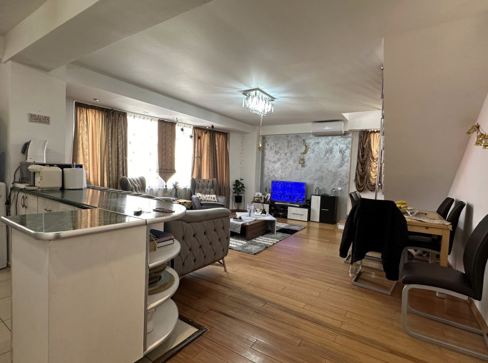 Vila individuala 15 camere - curte totala 300 mp - metrou Mihai Bravu
