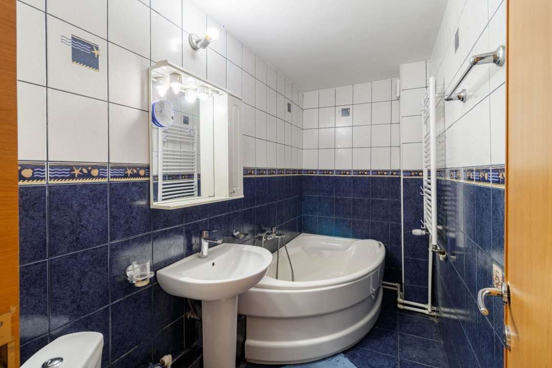 Apartament spatios, cu centrala - langa Mall Vitan 