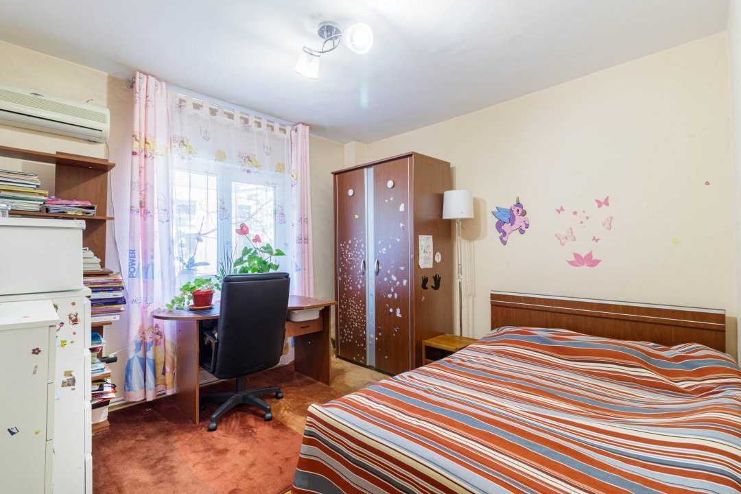 Apartament spatios, cu centrala - langa Mall Vitan 