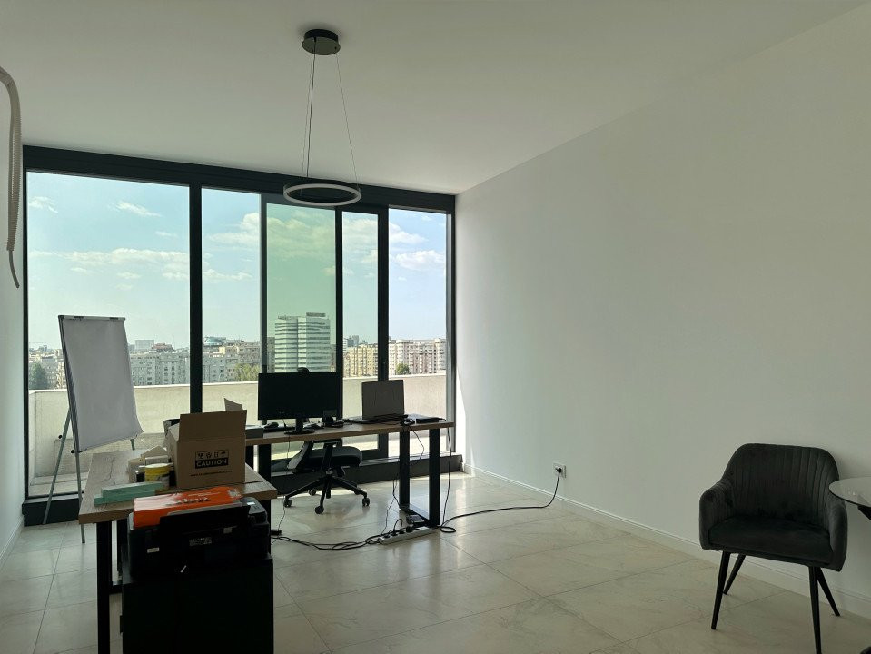 Visează la înălțime! Descoperă un penthouse de lux cu priveliști spectaculoase