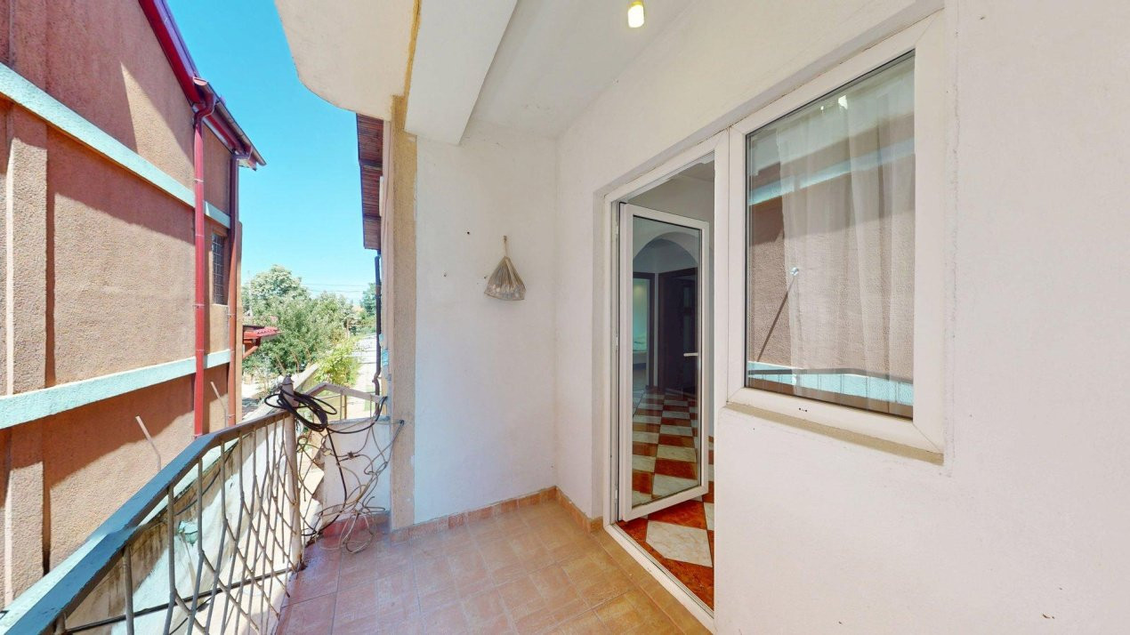 De vanzare Casa / Vila + Teren liber 420 mp + Piscina  Zona Prelungirea Ghencea