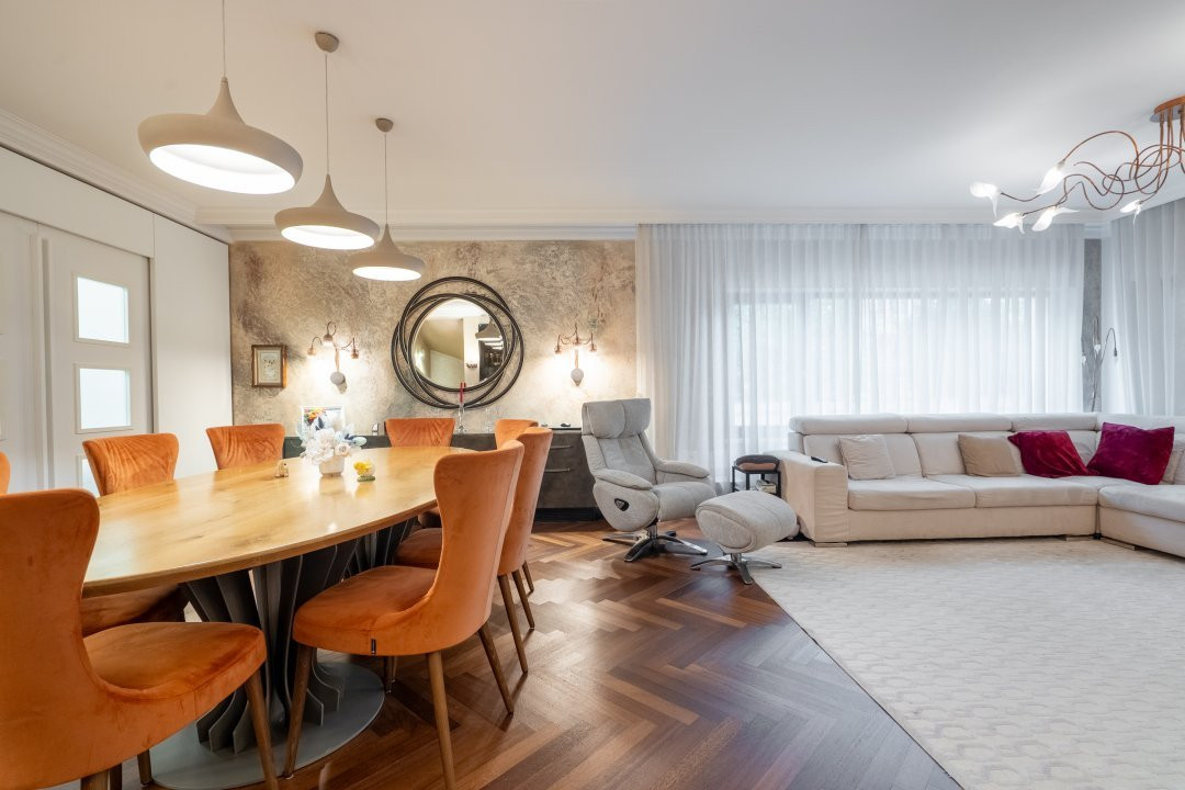 Vila Titan de vanzare - O proprietate care va depăși orice așteptare!