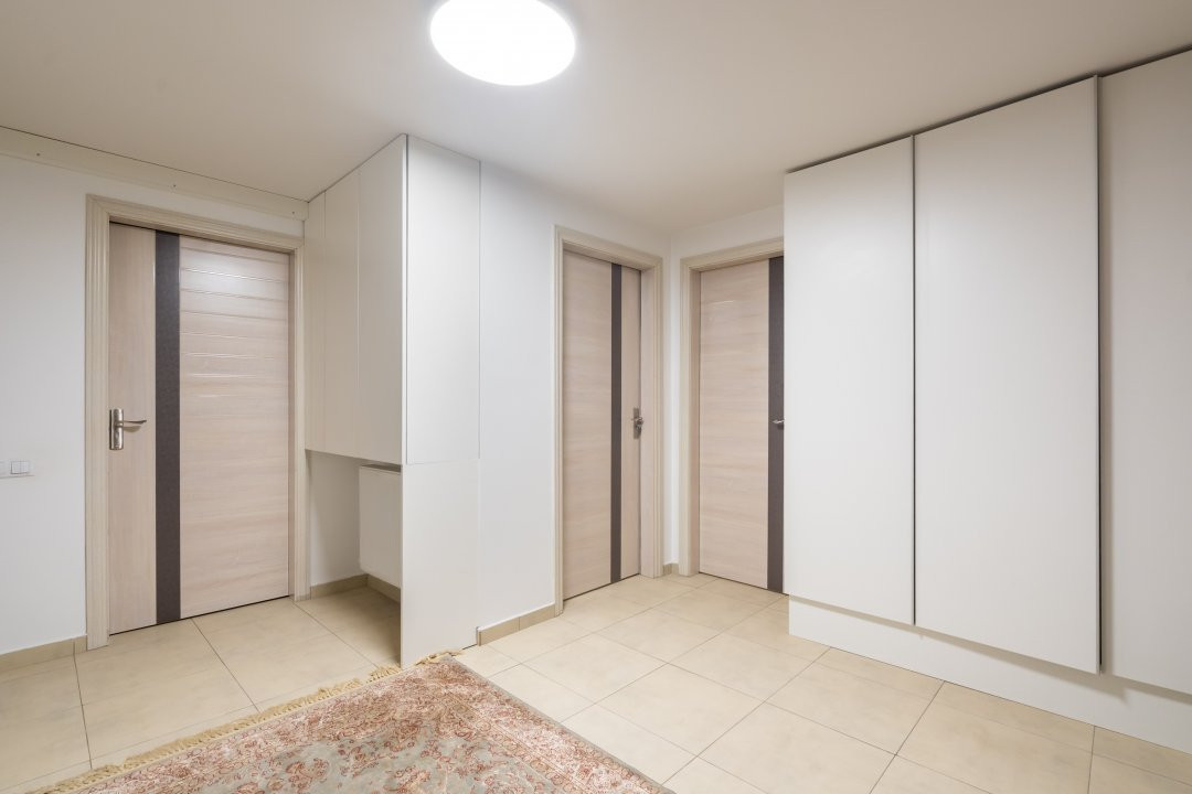 Vila Titan de vanzare - O proprietate care va depăși orice așteptare!