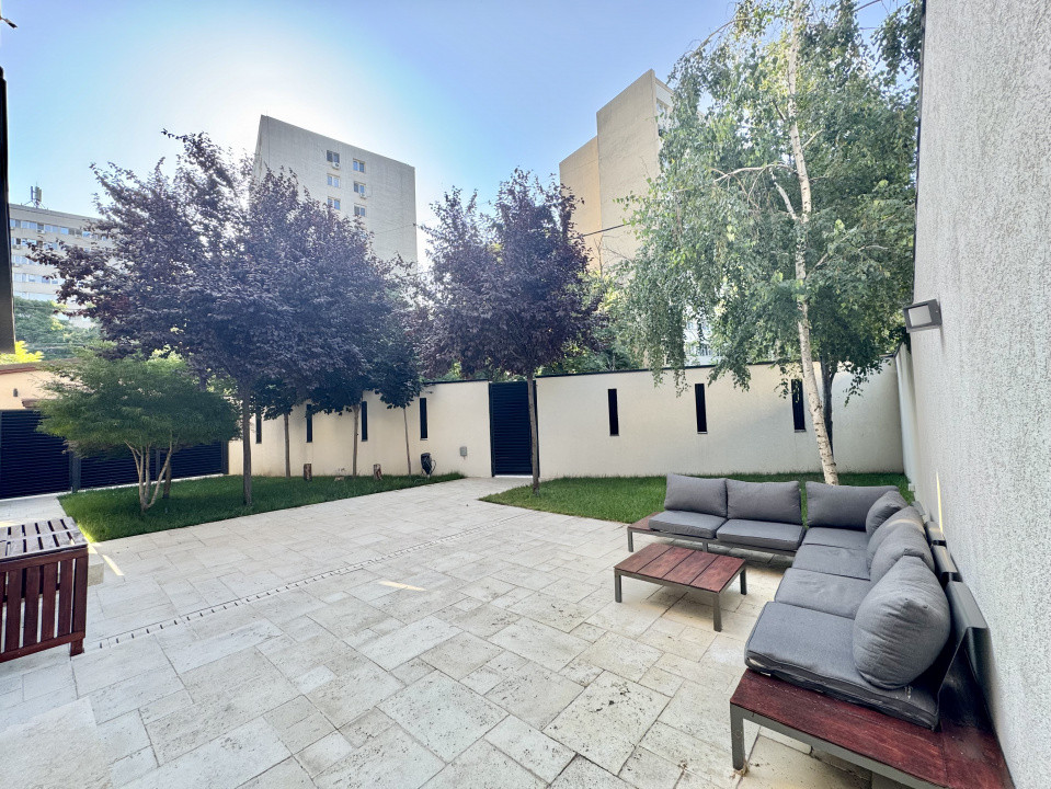 Casa superba de vanzare in zona Dristor - Park Lake - IOR 