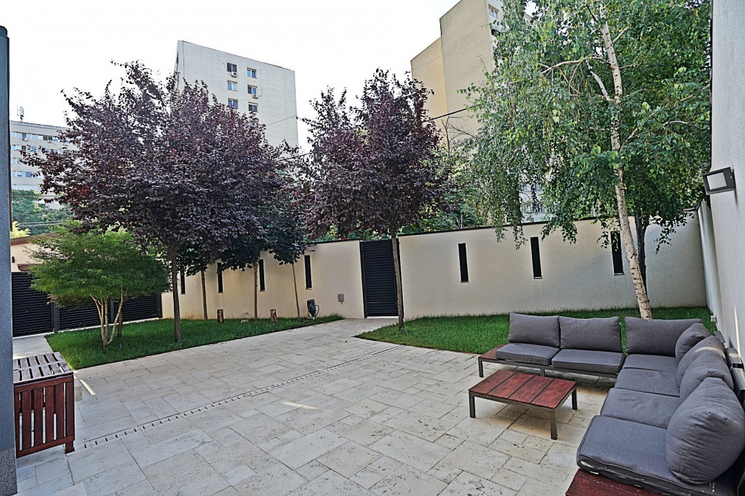 Casa superba de vanzare in zona Dristor - Park Lake - IOR 