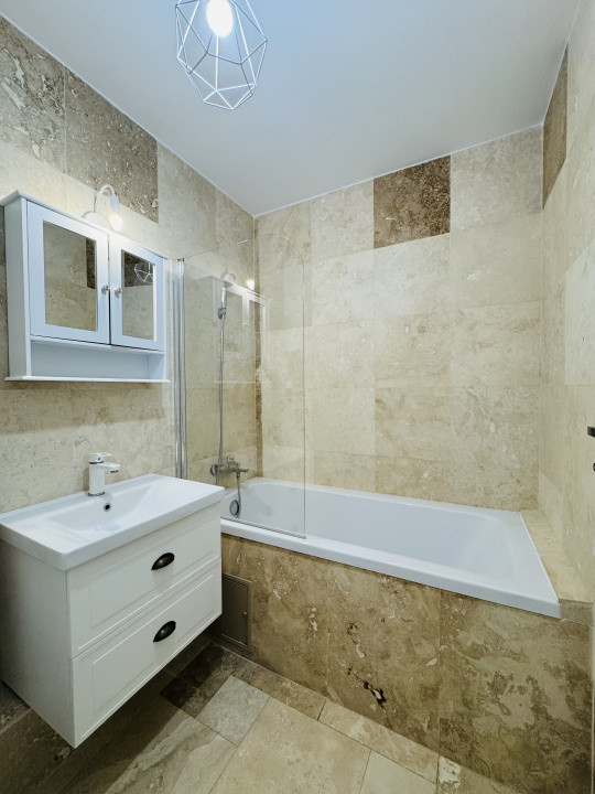 Apartament nou renovat și mobilat în zona Turda