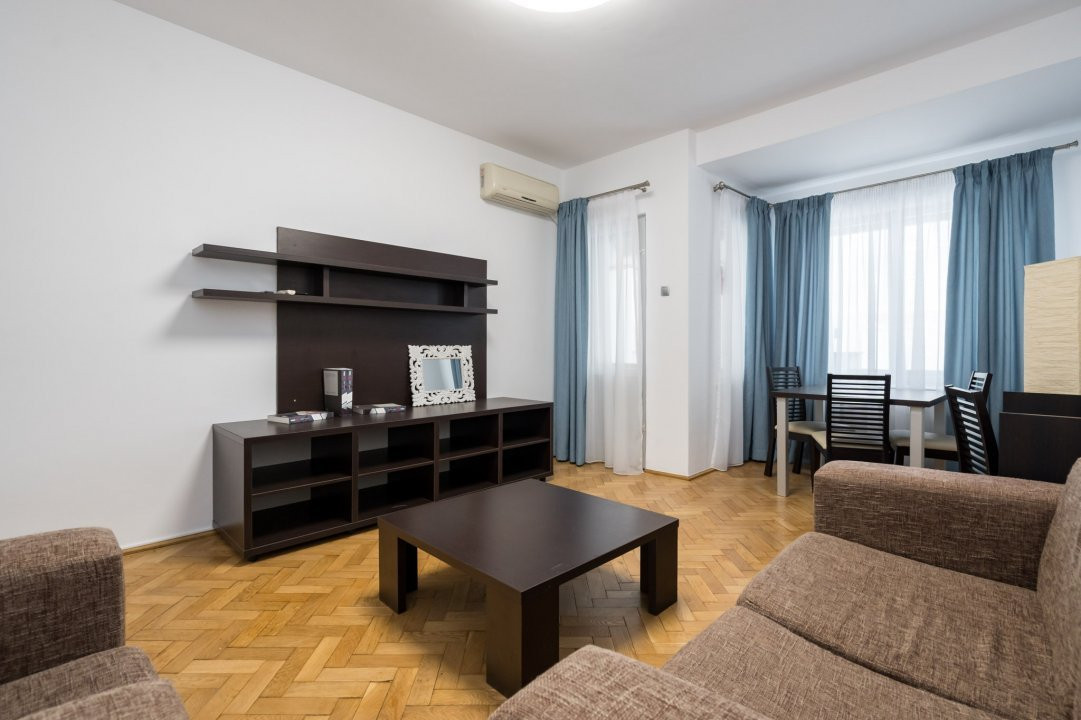 De inchiriat apartament 2 camere: Universitate - Piata Italiana