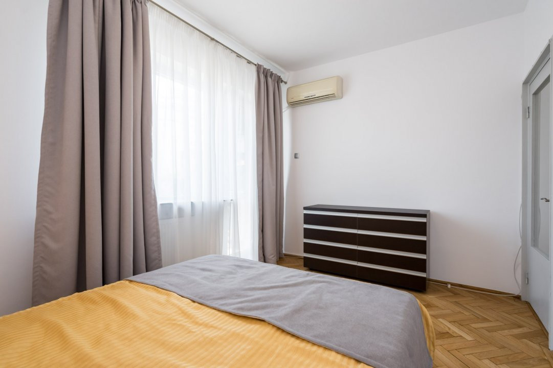 De inchiriat apartament 2 camere: Universitate - Piata Italiana