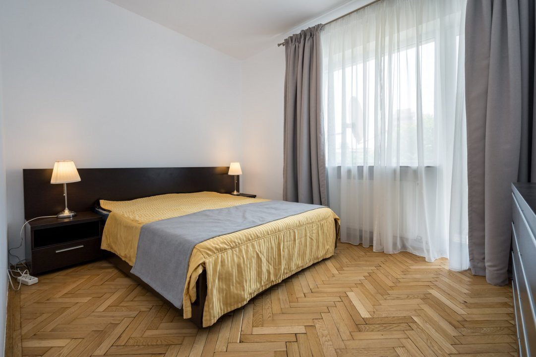 De inchiriat apartament 2 camere: Universitate - Piata Italiana