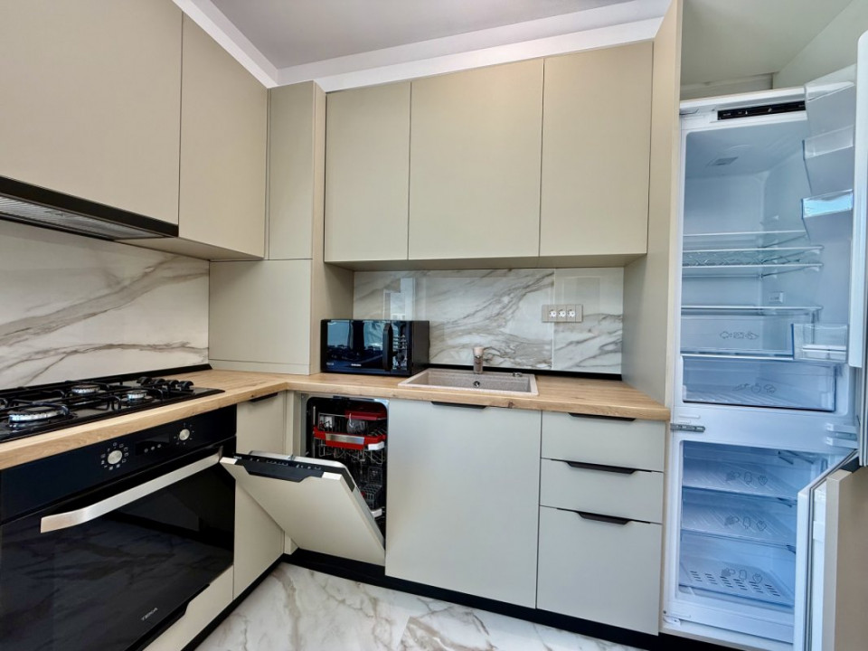 Ultracentral Unirii Palatul Parlamentului apartament cu parcare