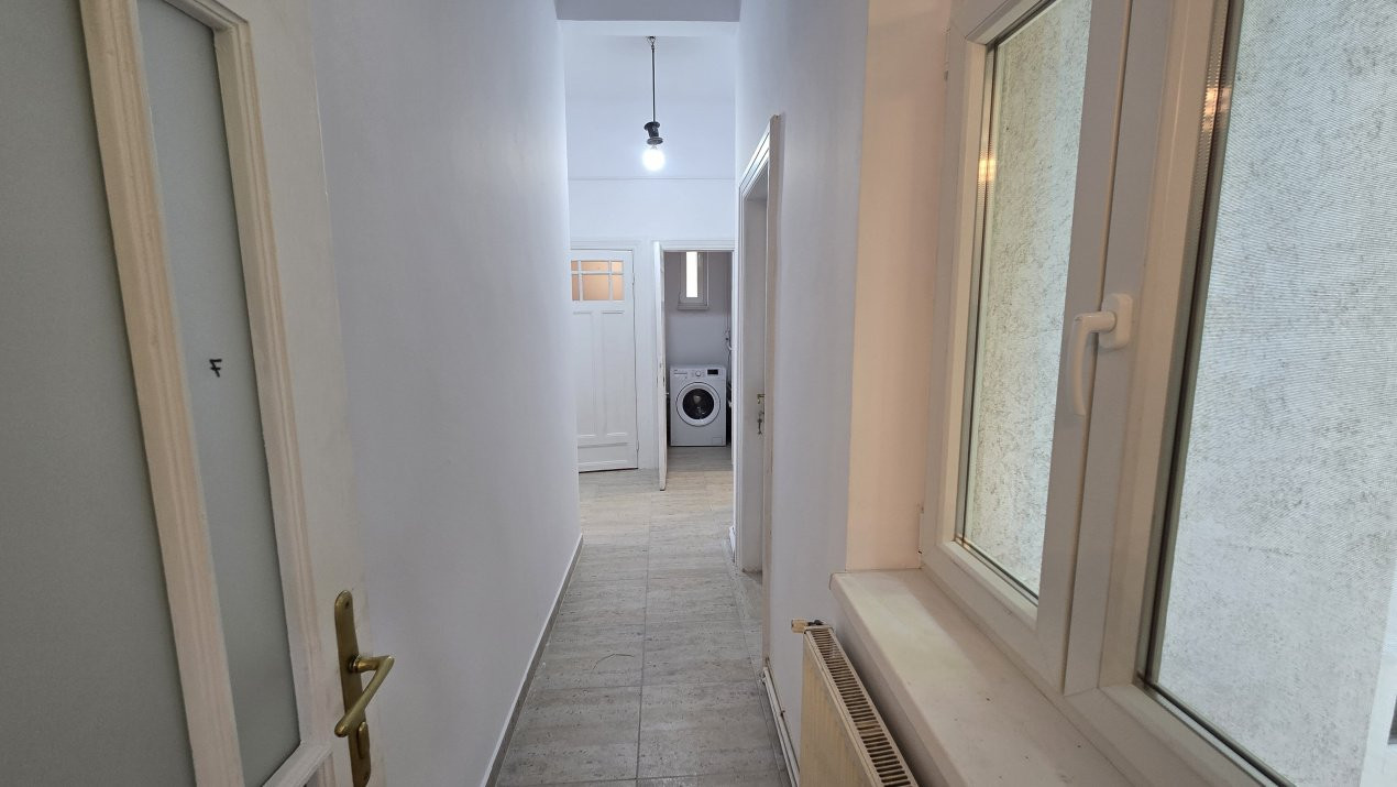 De inchiriat spatiu de birouri/comercial Unirii - Regina Maria