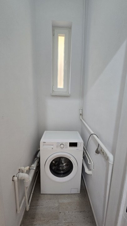 De inchiriat spatiu de birouri/comercial Unirii - Regina Maria