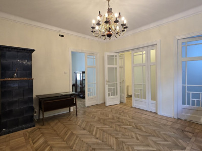 De inchiriat spatiu de birouri/comercial Unirii - Regina Maria