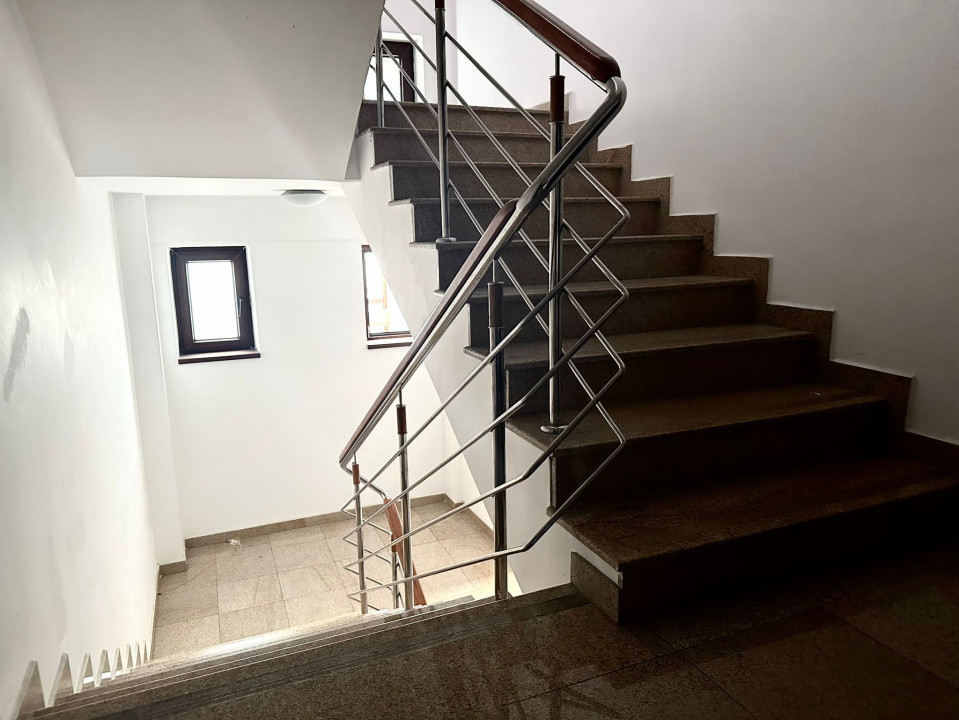 Apartament Zambaccian birouri/rezidențial, parcare inclusă