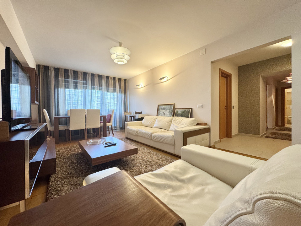 Apartamennt 3 camere,frumos amenajat In Bdul Unirii 62 cu parcare