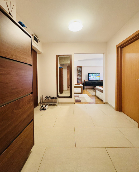 Apartamennt 3 camere,frumos amenajat In Bdul Unirii 62 cu parcare