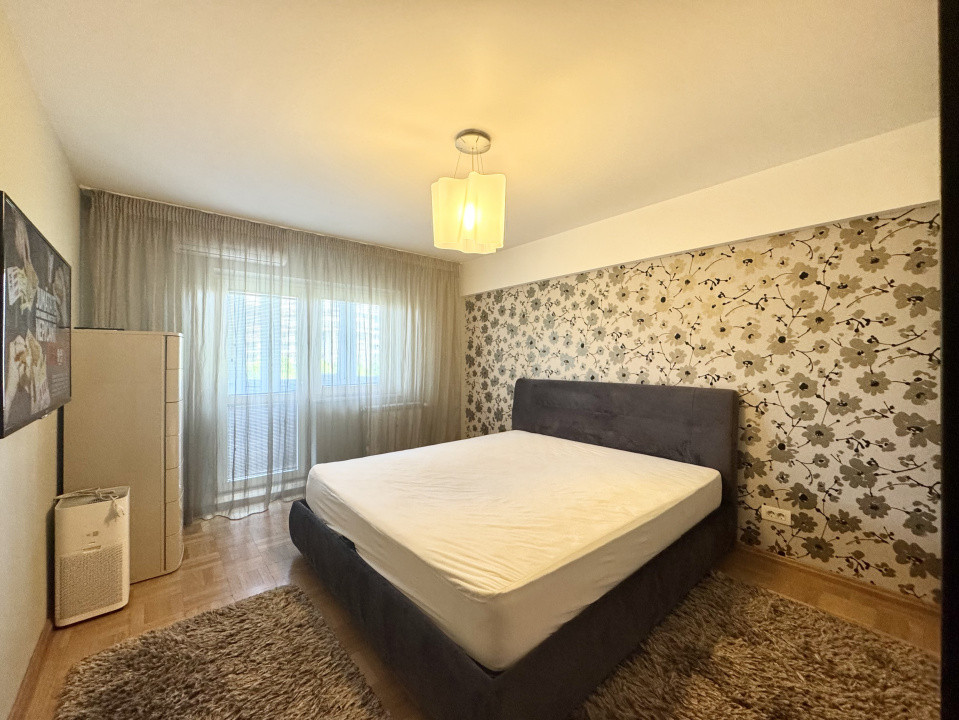 Apartamennt 3 camere,frumos amenajat In Bdul Unirii 62 cu parcare