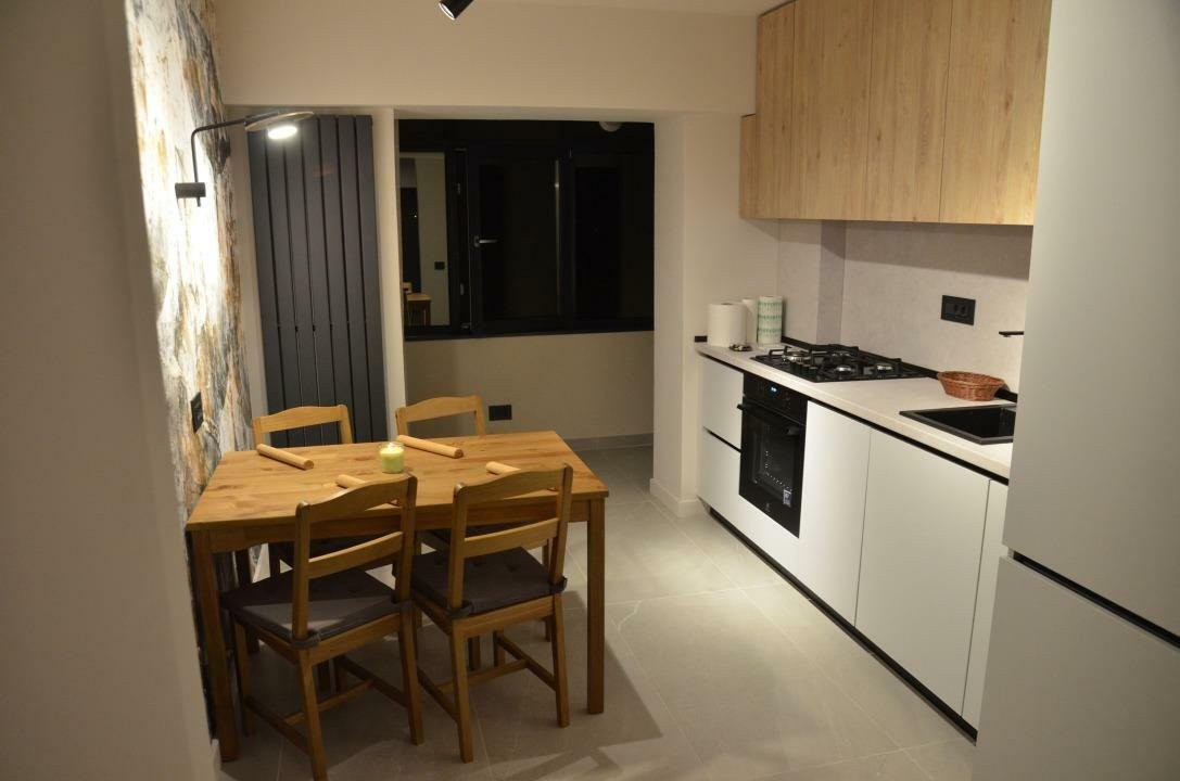 Apartament 2 camere zona Splaiul Unirii