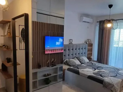 Studio frumos amenajat situat în Central Address cu Terasa-Prima Inchiriere